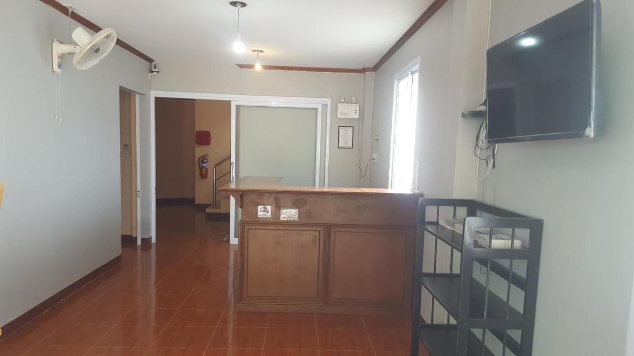 Phatra Hostel Thong Sala Buitenkant foto
