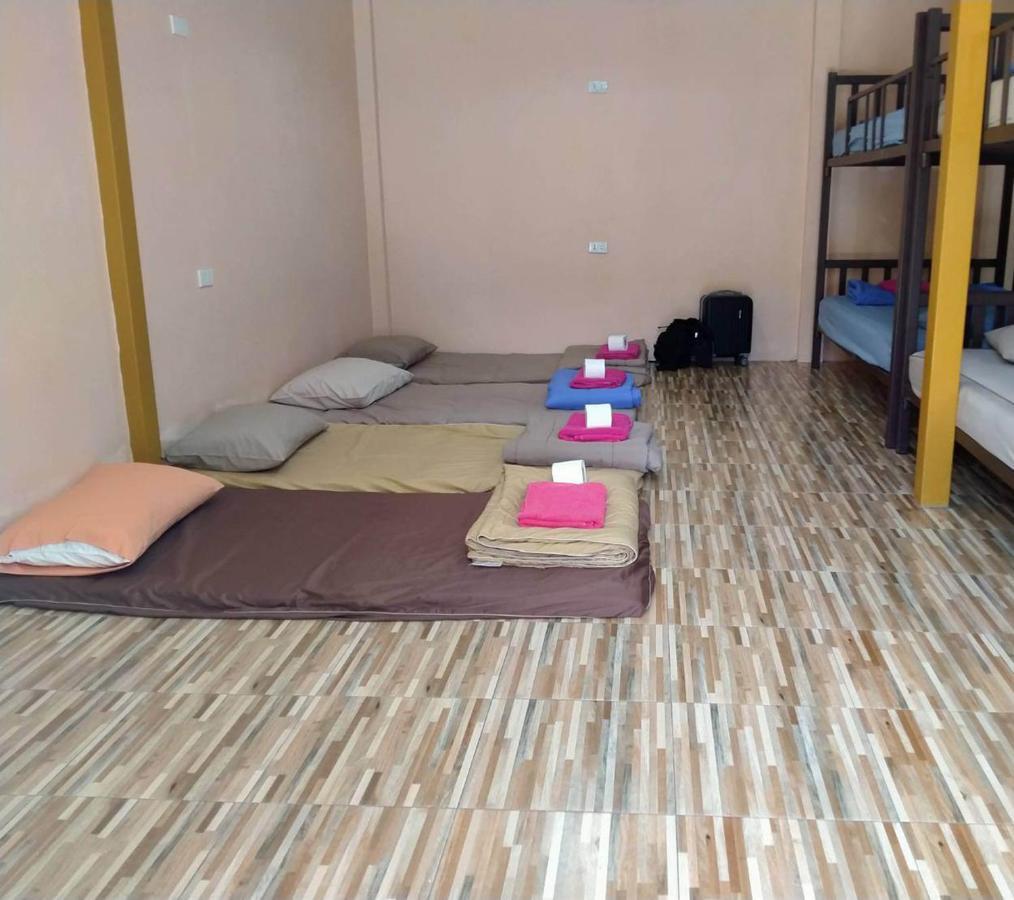 Phatra Hostel Thong Sala Buitenkant foto