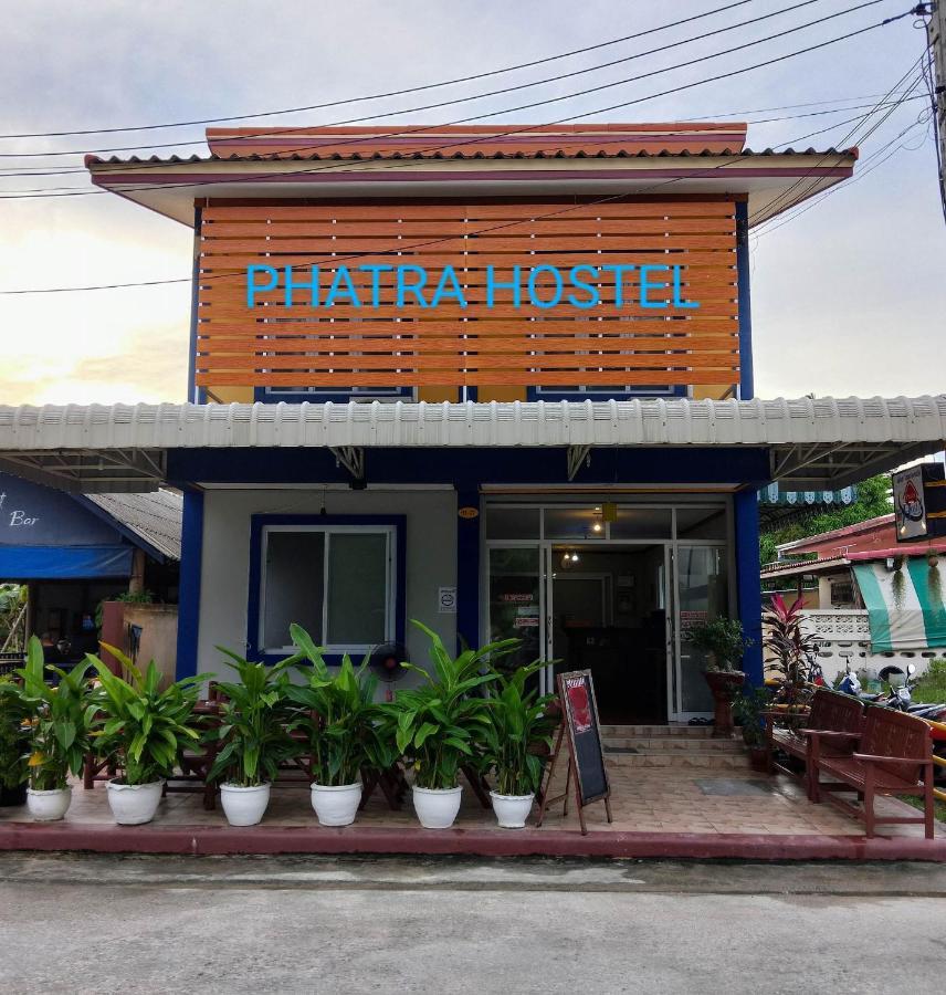 Phatra Hostel Thong Sala Buitenkant foto