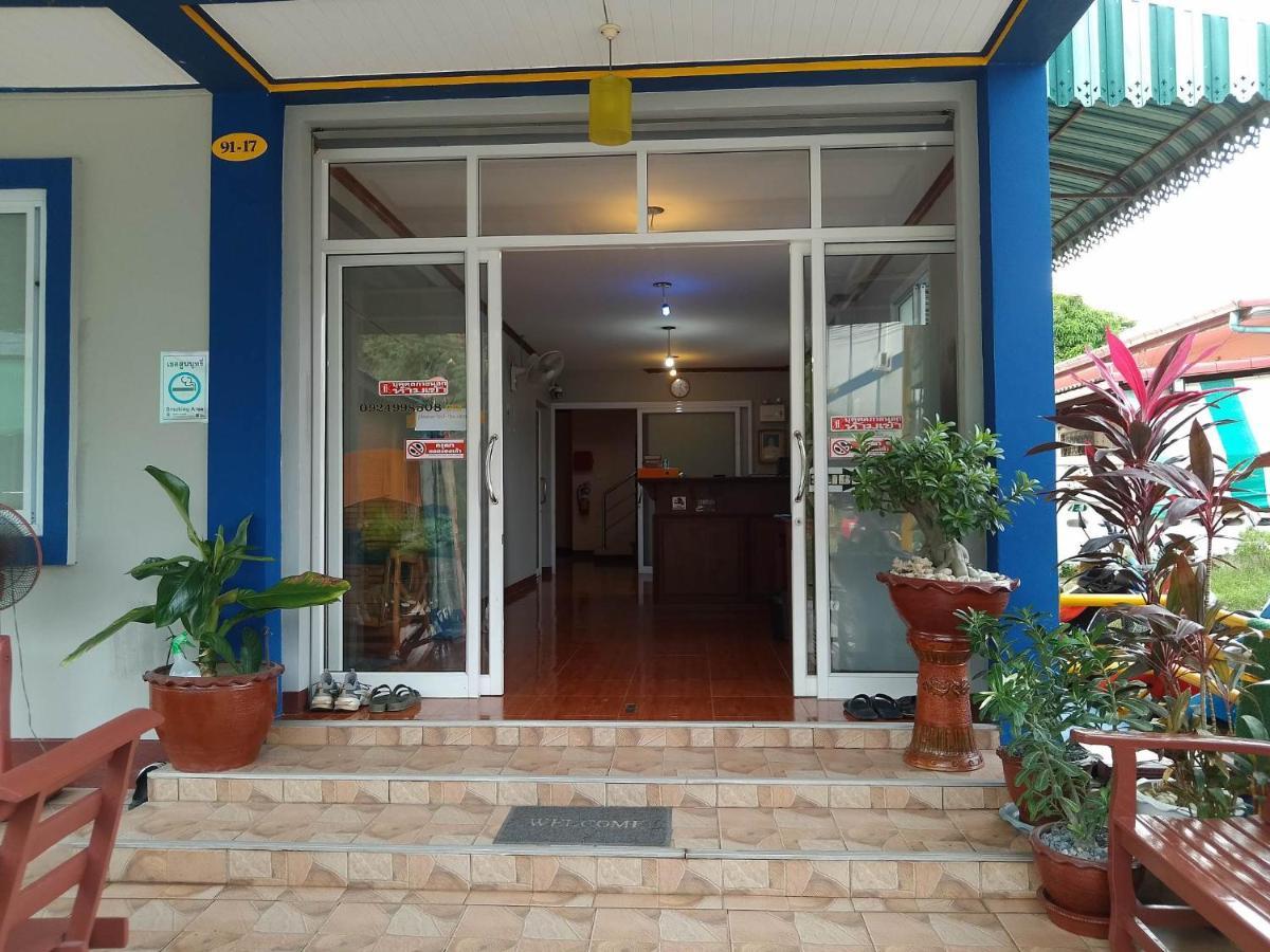 Phatra Hostel Thong Sala Buitenkant foto