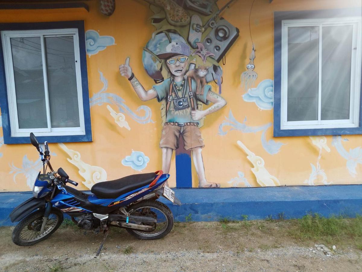 Phatra Hostel Thong Sala Buitenkant foto