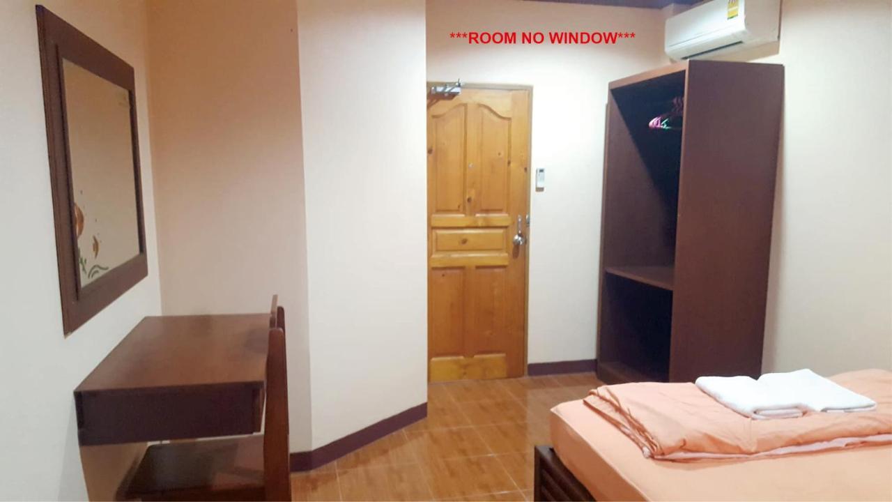 Phatra Hostel Thong Sala Buitenkant foto